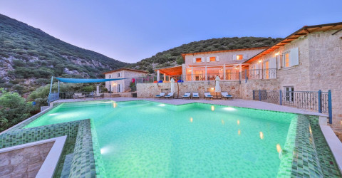 Kiralik Tatil Villalari Tatil Evleri Villa Kiralama