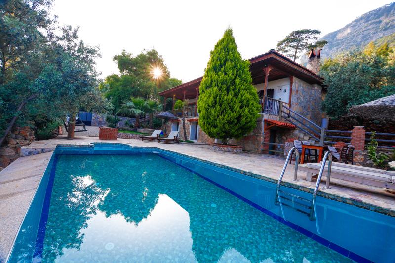 akyaka muhafazakar villa